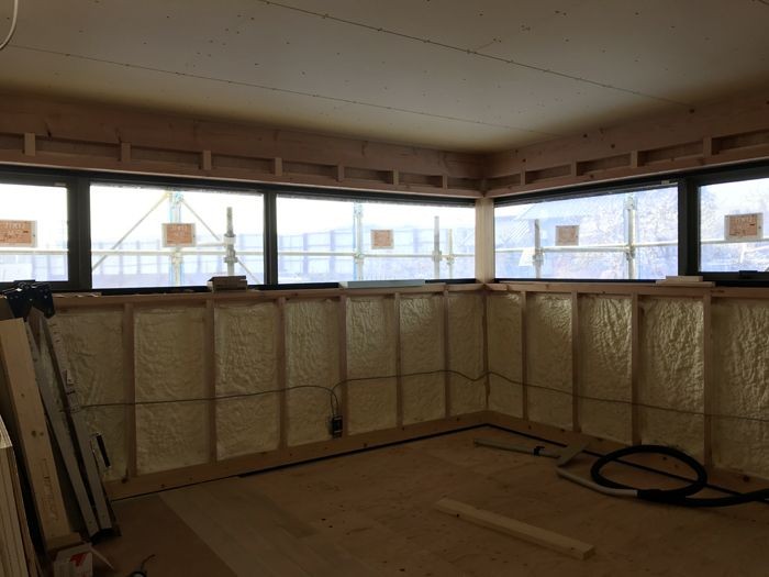 コーナーサッシ